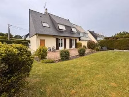 vente maison à saint-malo (35400) : à vendre / 106m² saint-malo