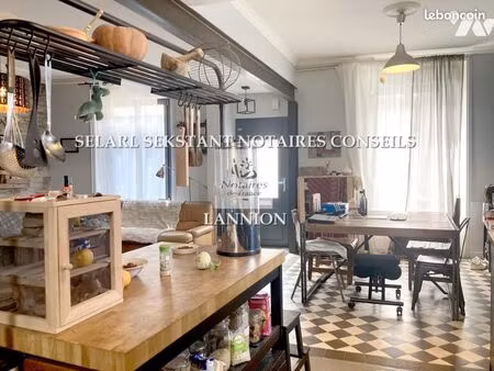 maison 5 pièces 141 m²