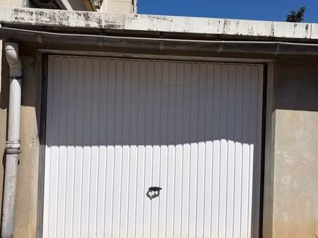 garage fermé 15,76 m² à vendre – romans-sur-isère