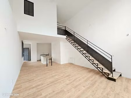 loft 3 pièces 90 m²