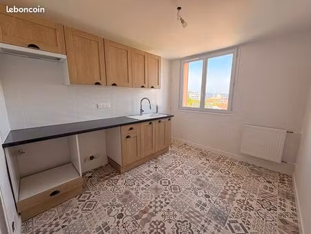 appartement 4 pièces 74 m²