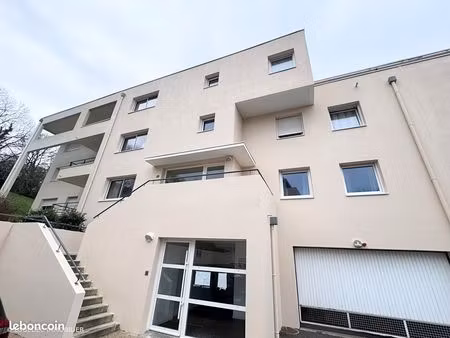 studio 1 pièce 34 m²