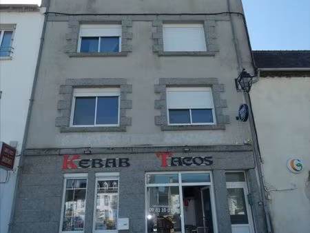 immeuble 113 m² pleyben