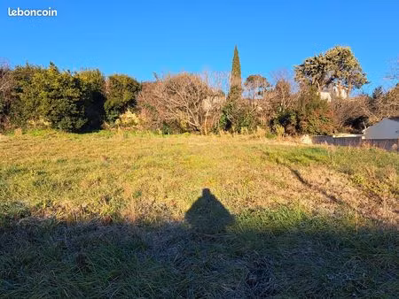 terrain 846 m² uzès