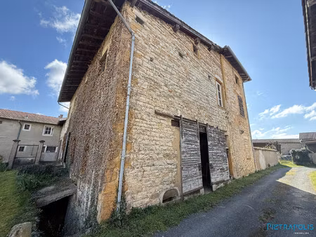 plateau de 160m2 à rénover sur 294m2 de terrain en plein centr