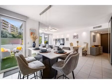 appartement 4 pièces, belle terrasse, accès sécurisé, résidence récente
