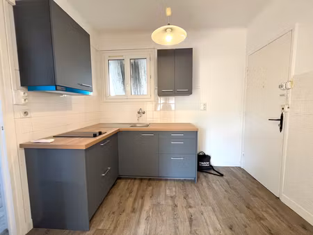 villeneuve sur lot, studio refait à neuf de 34,49 m² situé dans un quartier calme de ville