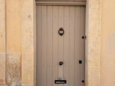 maison quartier hauture à deux pas des arènes