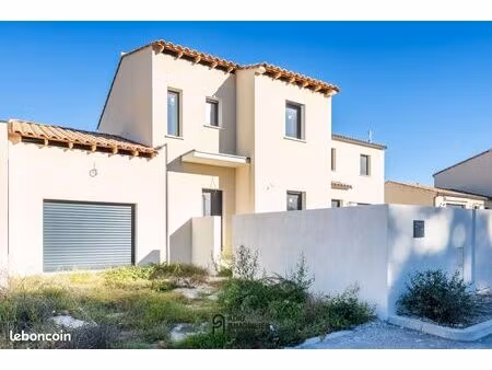villa 5 pièces 101 m²