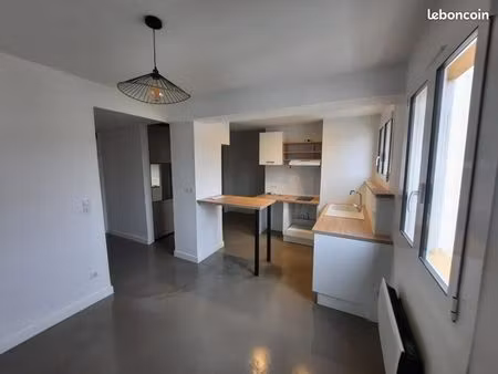 t2 quartier jayan refait + cellier