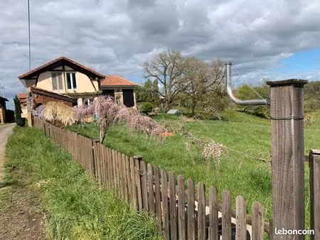 maison renovee 200m2-4 chambres-terrain 1500m2-troncens/marciac