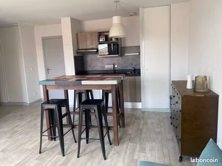 a louer appartement meublé t2