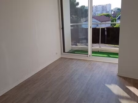 t1bis rangueuil busca + parking / métro saouzelong