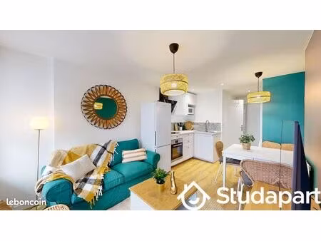 chambre 1 pièce 9 m²