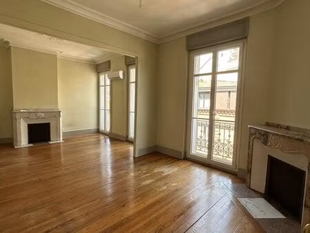 appartement 3 pièces 99 m²