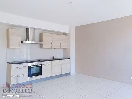 appartement 3 pièces 67 m²