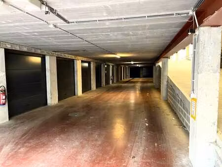 garage individuel à louer – jambes, avenue de la dame 11