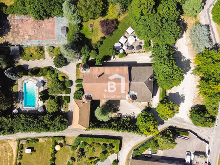 château à vendre dans le quartier préfecture