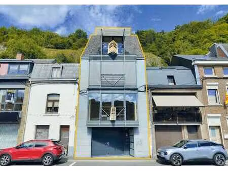 groupe arcade: immeuble de rapport à 3x unités + garage