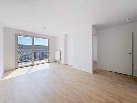 location appartement 2 pièces 41 m² à valenciennes (59300)