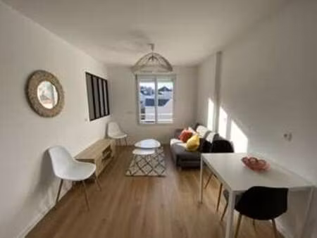 location appartement 2 pièces meublé à angers (49000) : à louer 2 pièces meublé / 30m² ang