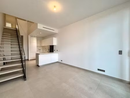 location appartement de luxe monaco 2 pièces 89 m² <meta name="description" content="ce 2 