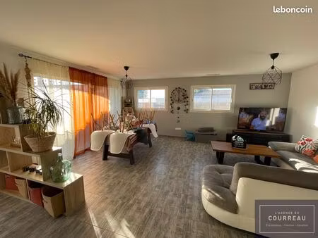 villa 4 pièces 120 m²