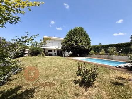maison de luxe de 4 chambres en location à fontaines-saint-martin, auvergne-rhône-alpes