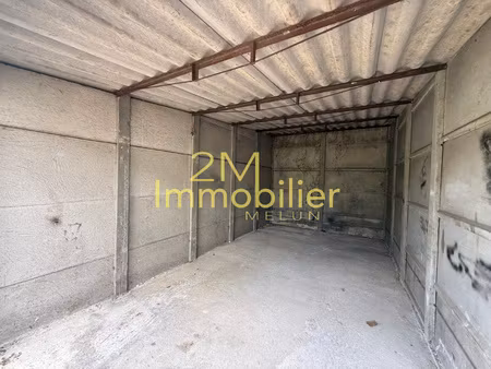 à louer garage fermé à melun, proche gare