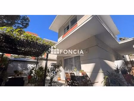 rare : villa de standing f5 à port-marianne avec jardin et 2 garages