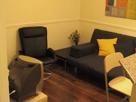 appartement 1 chambre meublé avec ascenseur, cheminée et concierge