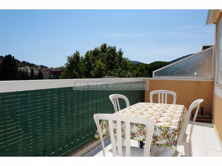 duplex f2 de 39 m2, terrasse et garage