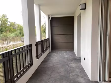 t2 avec terrasse et parking à montpellier