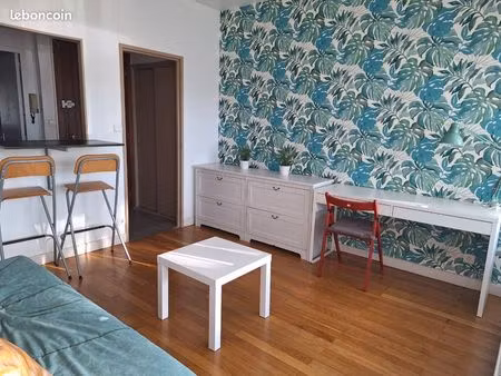 studio meublé