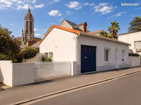 maison meublée avec jardin, véranda et garage – centre de cholet – disponible fin août