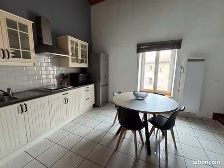 t2 meublé en duplex cosy et lumineux