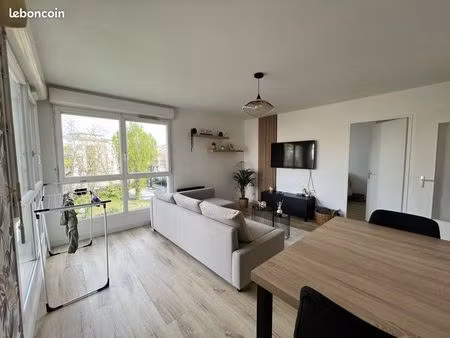 t2 meublé + garage