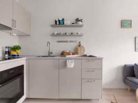 location appartement 2 pièces à nantes (44000) : à louer 2 pièces / 42m² nantes