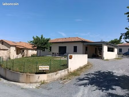 maison t4 avec jardin à la campagne