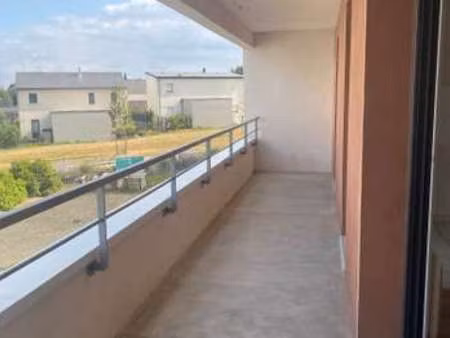 location appartement 2 pièces à noyal-sur-vilaine (35530) : à louer 2 pièces / 49m² noyal-