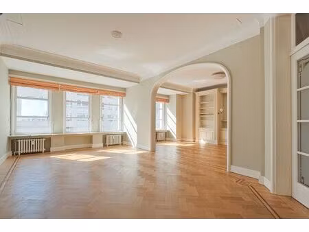 appartement à louer avec terrasse et 3 chambres , ixelles (vbe43046)