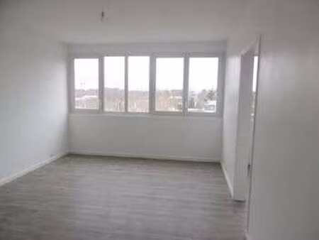 location appartement 3 pièces à saint-herblain (44800) : à louer 3 pièces / 58m² saint-her