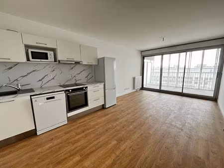 location appartement 2 pièces, 41.84m², fleury