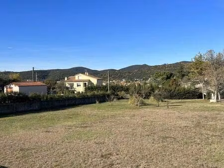 terrain constructible à vendre