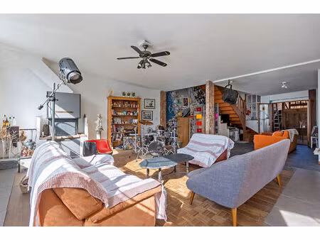au coeur de wattrelos, rare ensemble immobilier aux multiples possibilités !