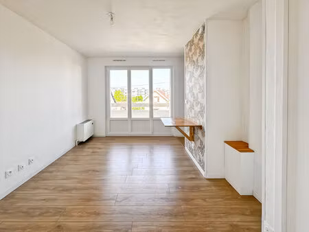 studio disponible à la location sur evreux