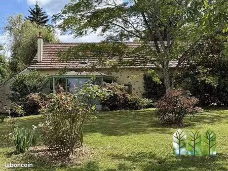 propriété 7 pièces 165 m²