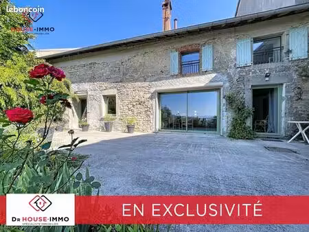 maison 9 pièces 151 m²