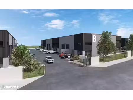 local 173 m² pléchâtel
