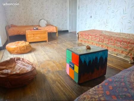 maison de village qui ne laisse pas indifférent